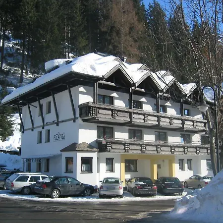 Piz Arina Hotel 3*